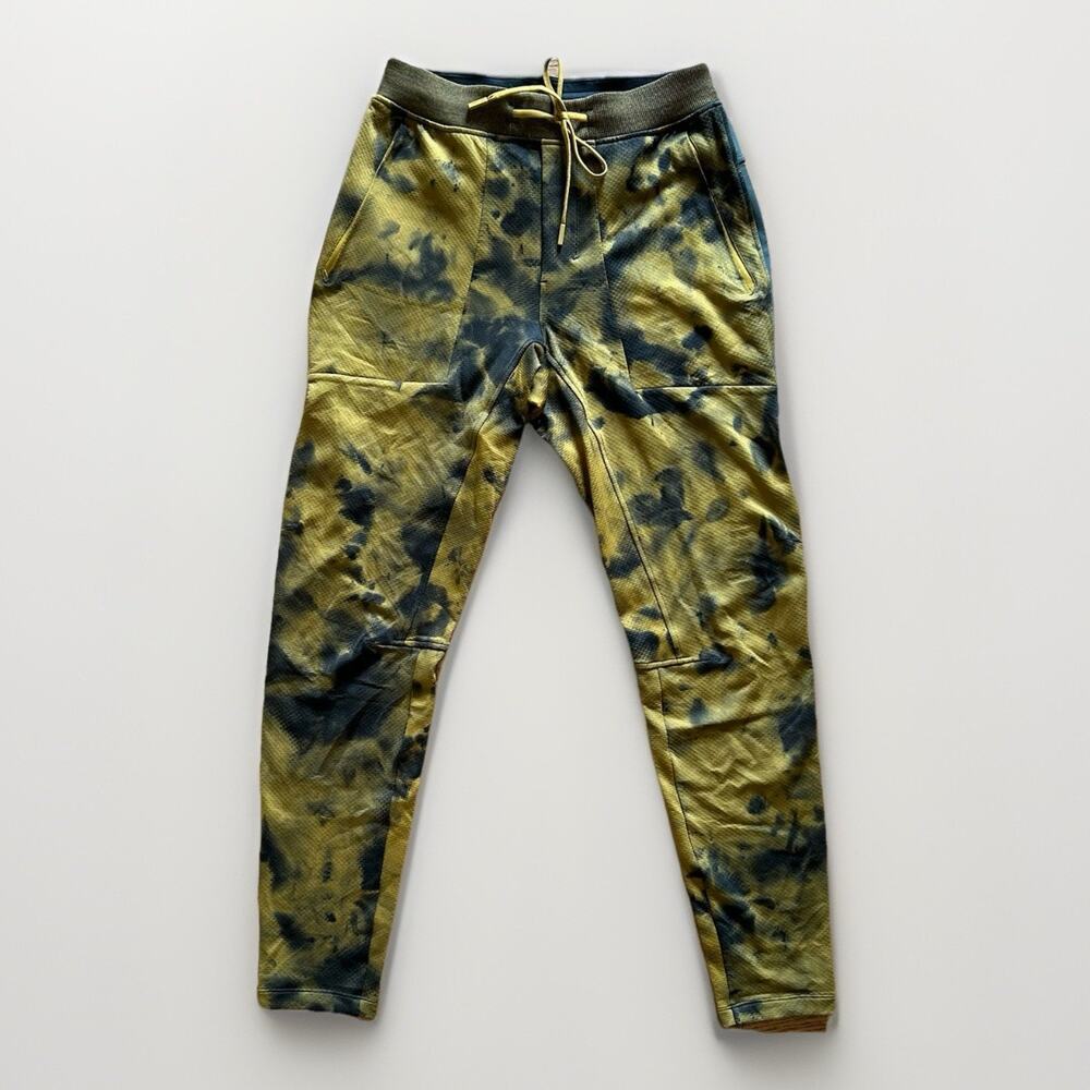Lululemon Textured Tech Pant Joggers Men's Size Small Diamond Dye Gold Spice